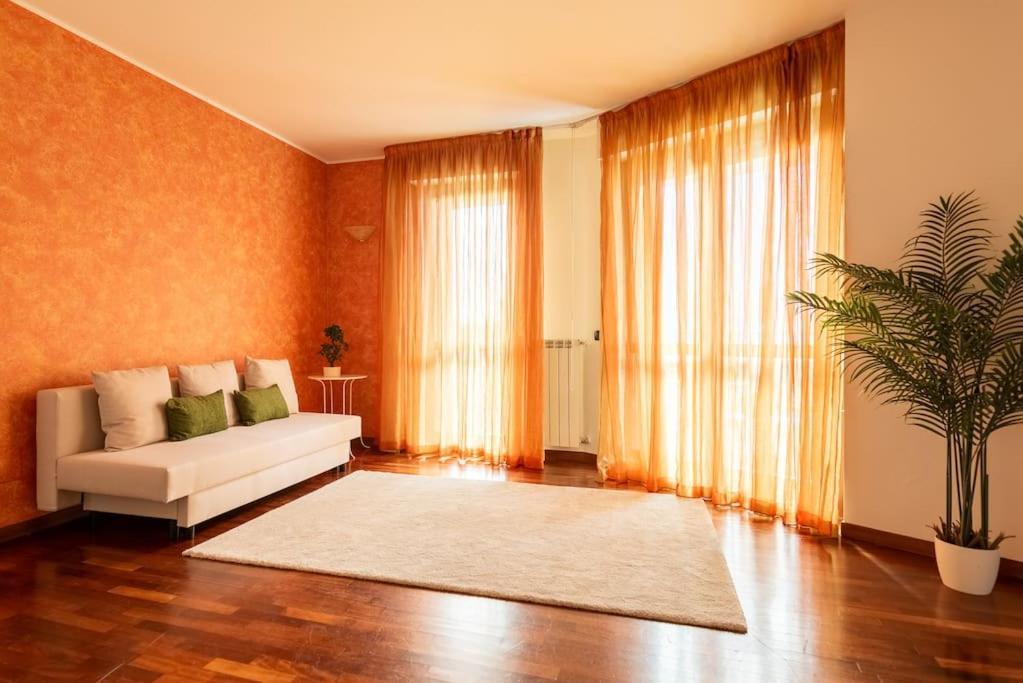 Attico Vicino Milano, Mxp, Rho Fiera Daire Busto Arsizio Dış mekan fotoğraf